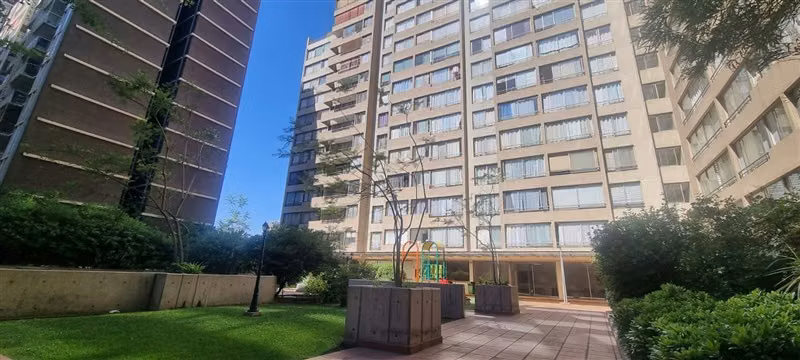 Depto en venta de 2 dorm 2 baños + bodega en Santiago