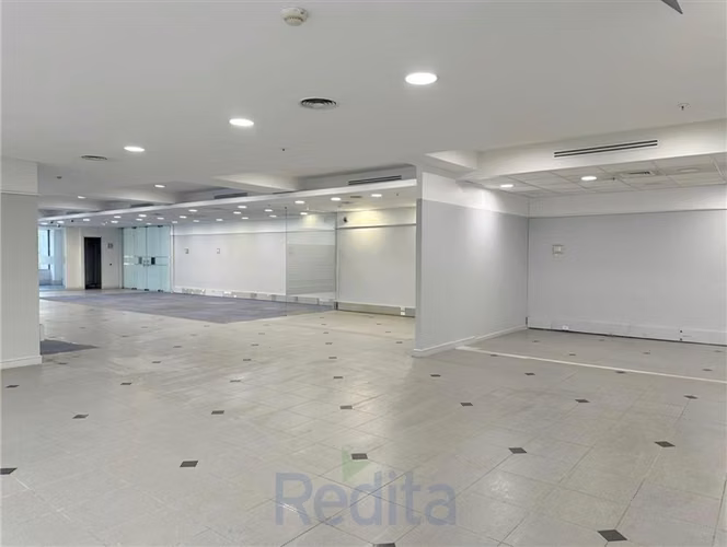 Oficina 412m2 en pleno Distrito Financiero
