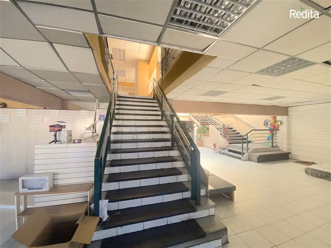 Local Comercial 393m2 (1er Piso) Pleno Centro de Los Andes