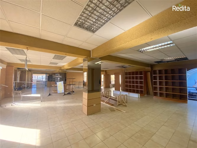 Local Comercial 703m2 (1er Piso) Centro De Los Andes