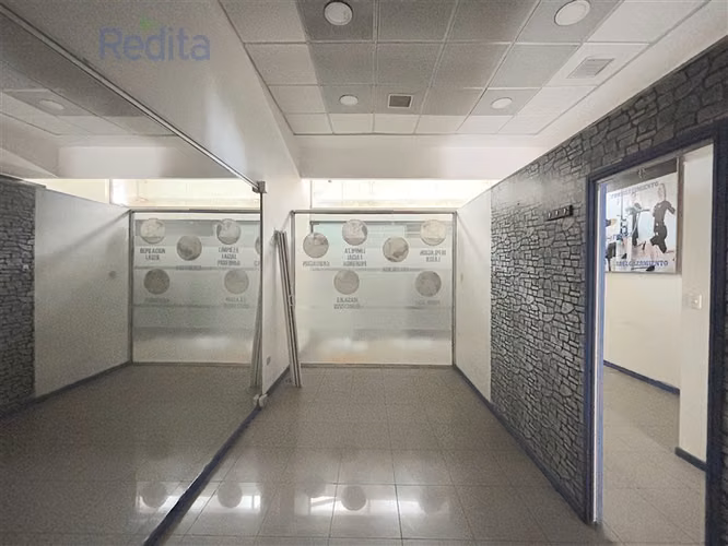 Local comercial 1er Piso 62,75m strip Av. La Florida