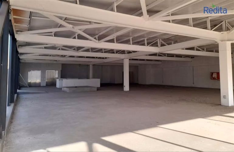 Gran Oficina completamente restaurada 1.262m2 M. Puente