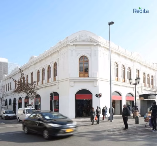 Gran Local completamente restaurado 1.262m2 sector M. Puente