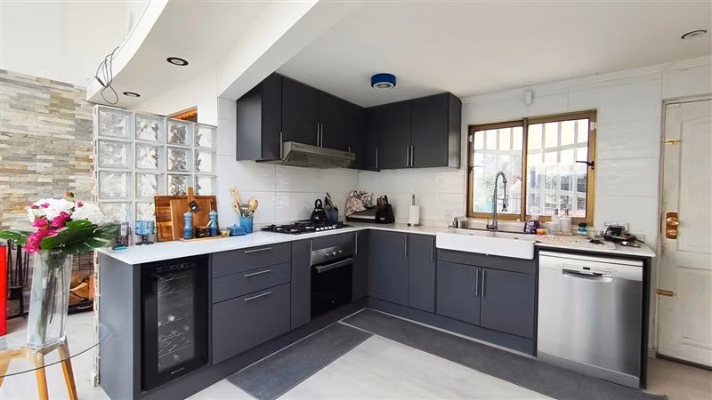 Casa en venta de 7 dorm. en Colina - Imagen 9