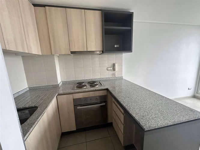 Venta de depto 2 dorm. Y 2 baños, metro Lo Ovalle
