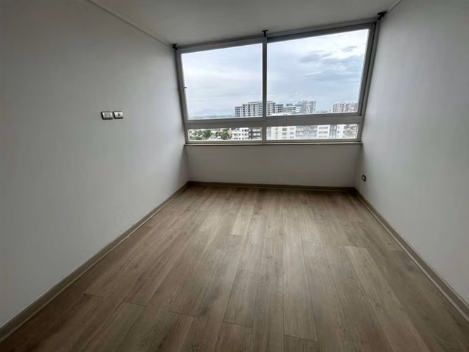 Venta de depto 2 dorm. Y 2 baños, metro Lo Ovalle