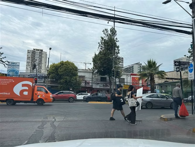 Venta de depto 2 dorm. Y 2 baños, metro Lo Ovalle