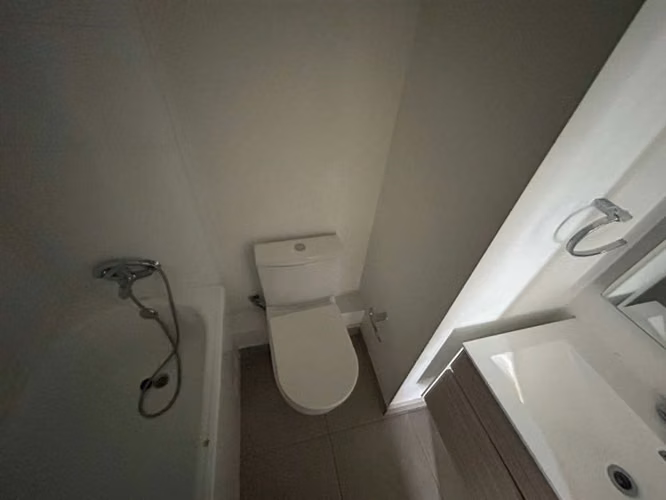 Venta de depto 2 dorm. Y 2 baños, metro Lo Ovalle