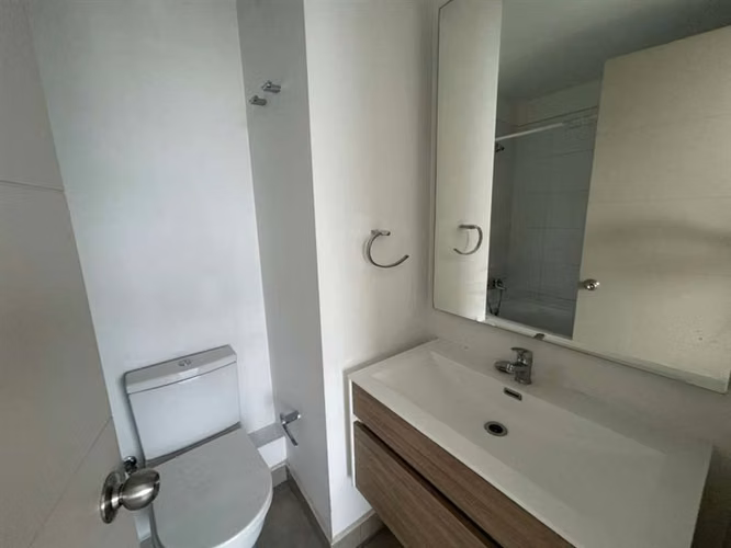 Departamento en arriendo de 2 dorm. en La Cisterna