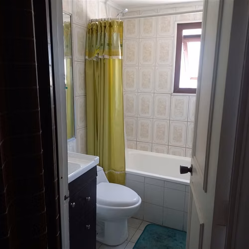 Venta de linda casa 5 dormitorios La Florida