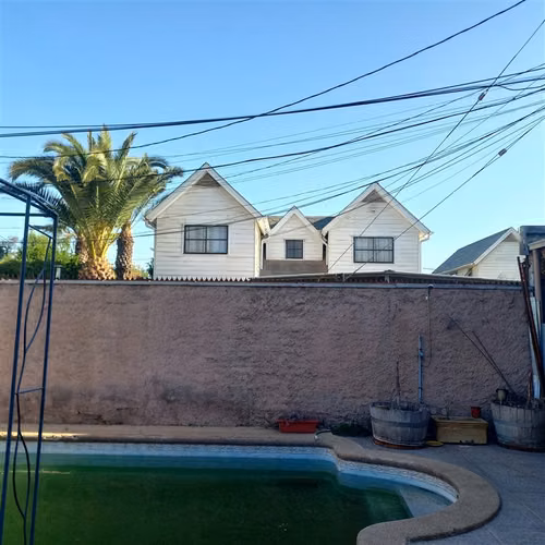 Venta de linda casa 5 dormitorios La Florida