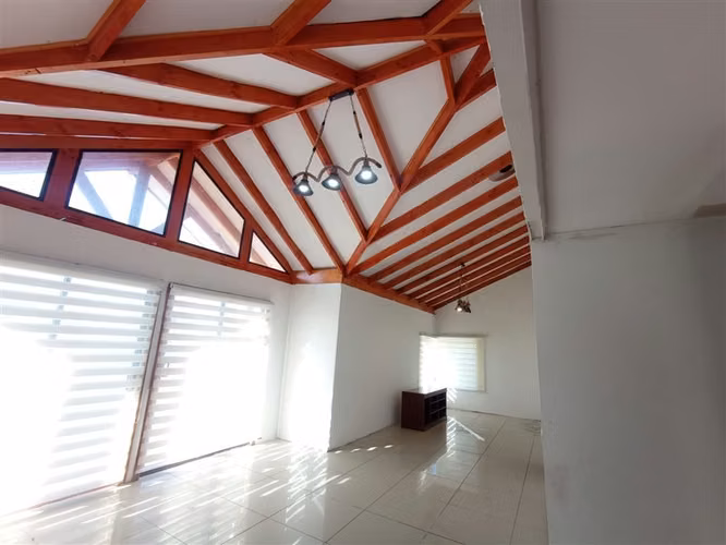 Parcela en venta en Cabrero, 4 dorm. 2 baños , gran Piscina