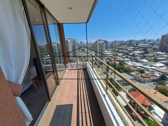 Departamento en venta de 2 dorm. en Recoleta