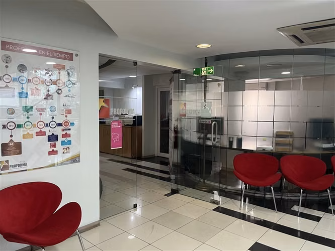 Oficina en arriendo en Providencia