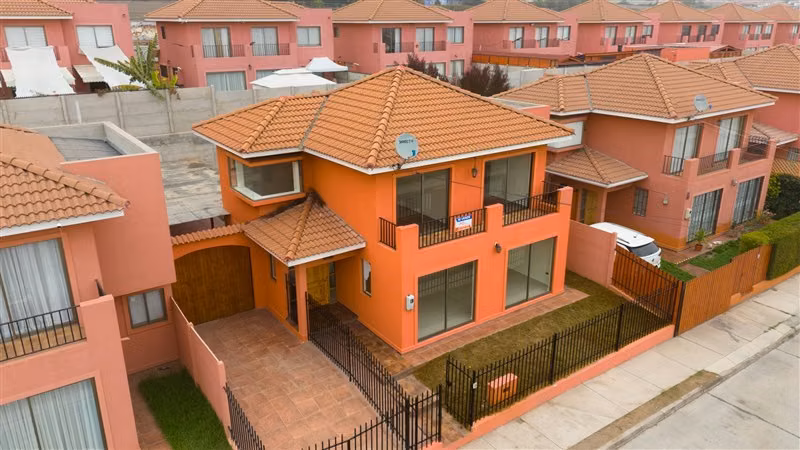 Casa de 4 dormitorios en venta en La Serena