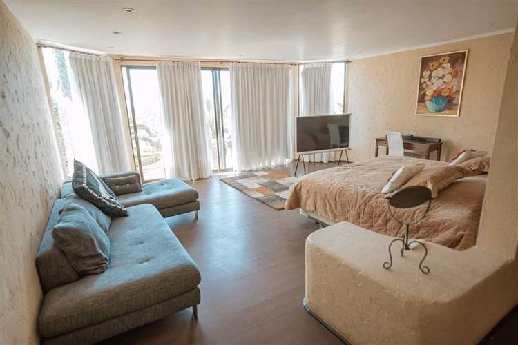 Se arriendan 2 casas a orilla del Lago Rapel, en condominio.