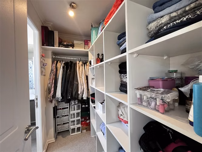 Casa en venta de 3 dorm.3 baños en Padre Hurtado