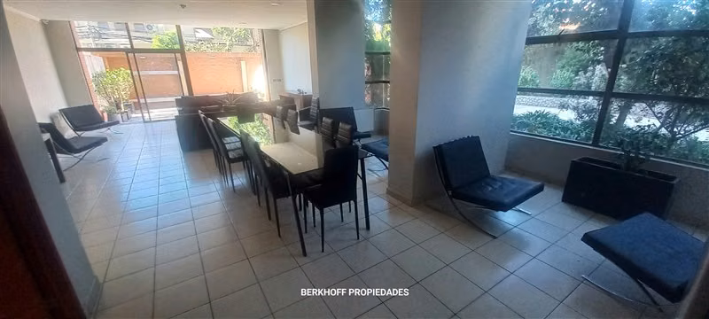 Depto en venta de 1 dorm. en Providencia a 2 cuadras metro