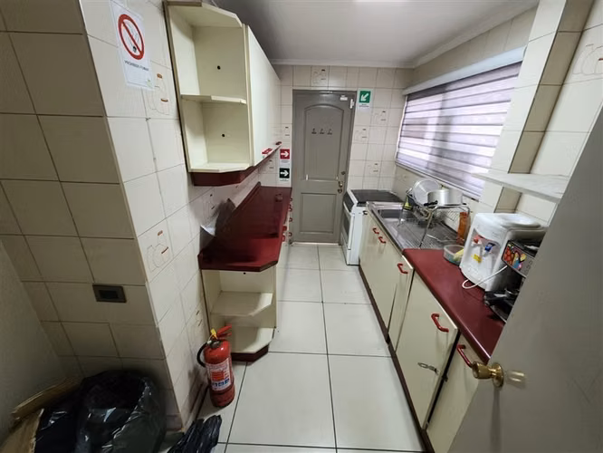 Casa en venta de 3 dorm. comercial en La Florida