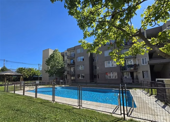 Departamento en venta de 3 dorm. 2b y Estac. en Maipú