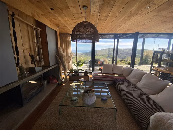 Casa en venta de 5 dorm. en Navidad