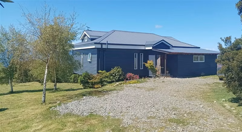 Venta casa Isla Puluqui, Calbuco, casa con idilicas vistas.