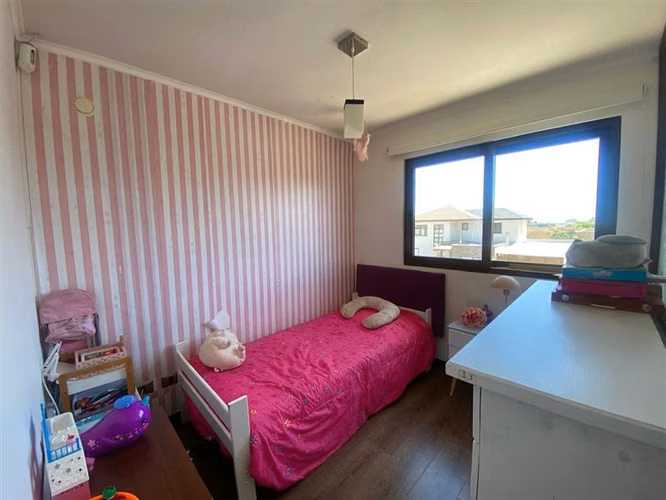 Casa en venta de 4 dorm. en La Serena