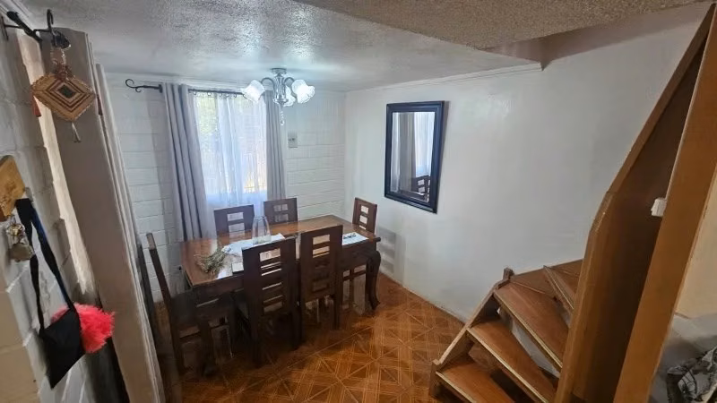 casa en Venta Maipú, pasaje El Espinal.