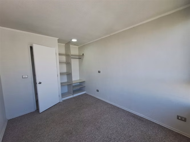 Departamento en venta de 2 dorm. con estac. en Independencia