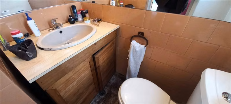 SE VENDE CASA Holanda a pasos de Fco. de Bilbao !!!