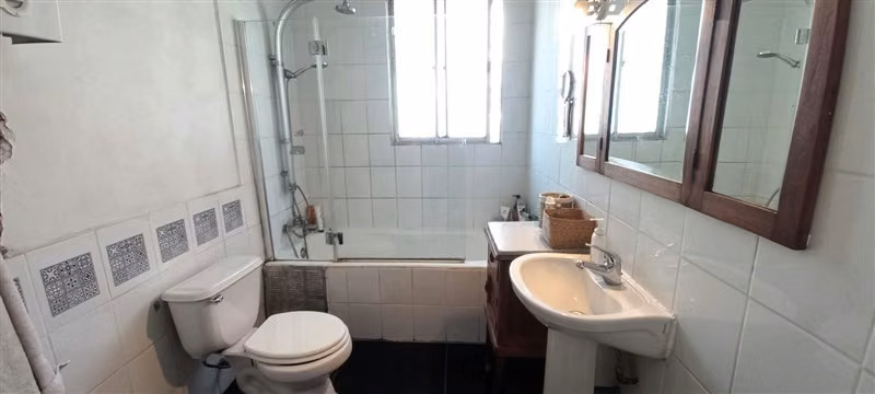 SE VENDE CASA Holanda a pasos de Fco. de Bilbao !!!