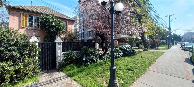 SE VENDE CASA Holanda a pasos de Fco. de Bilbao !!!