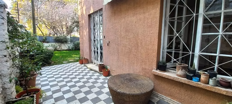 SE VENDE CASA Holanda a pasos de Fco. de Bilbao !!!