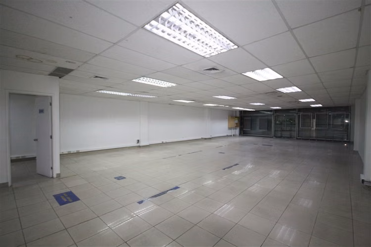 Local Comercial para Retails o logística Plaza de Maipu