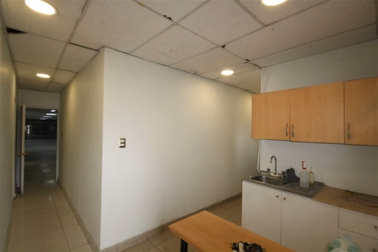 Local Comercial para Retails o logística Plaza de Maipu