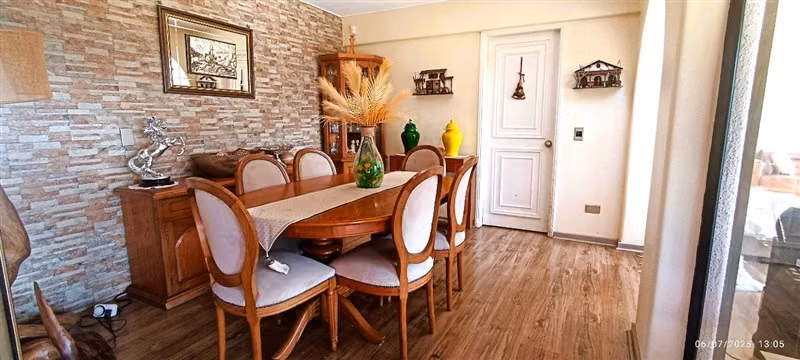 Casa en venta de 4 dorm. en Huechuraba
