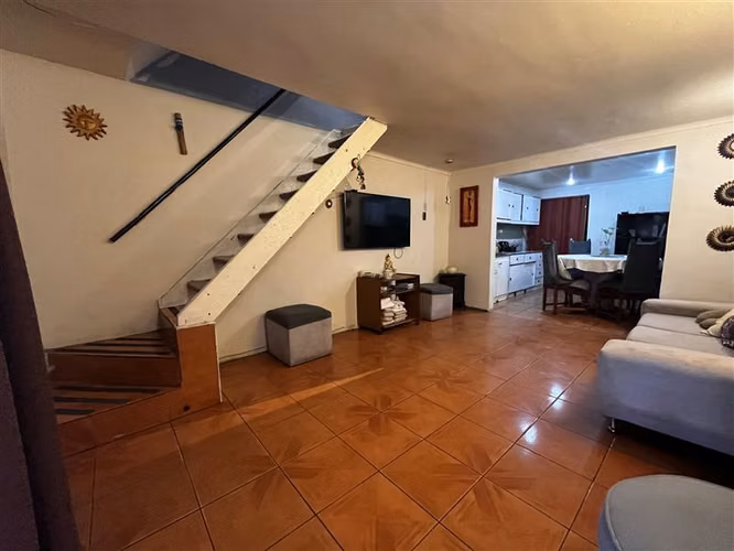 Casa en venta de 3 dorm 2 baños en Renca
