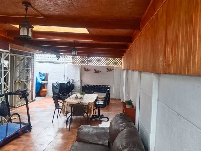 Casa en venta de 3 dorm. en Puente Alto