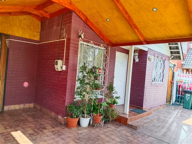 Casa en venta de 3 dorm. en Puente Alto
