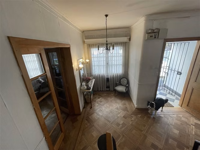 Casa Oficina en Providencia con Patente comercial