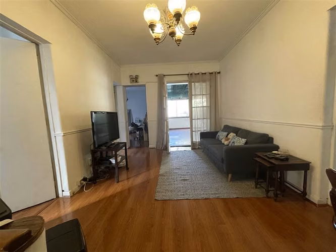 Casa con Patente Comercial en Providencia