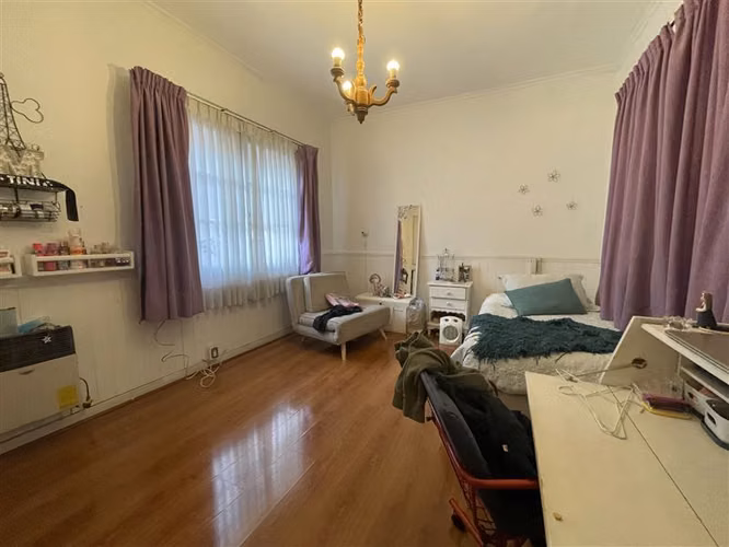 Casa con Patente Comercial en Providencia