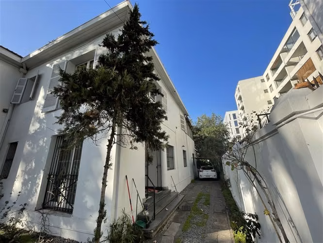 Casa para Oficina con Patente comercial en arriendo en Provi