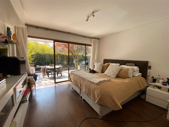 Departamento en venta de 3 dorm. en Lo Barnechea Primer Piso