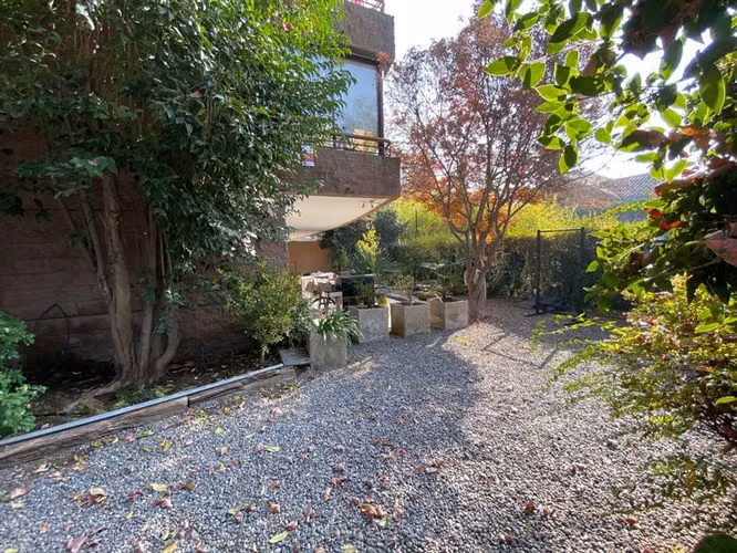 Departamento en venta de 3 dorm. en Lo Barnechea Primer Piso