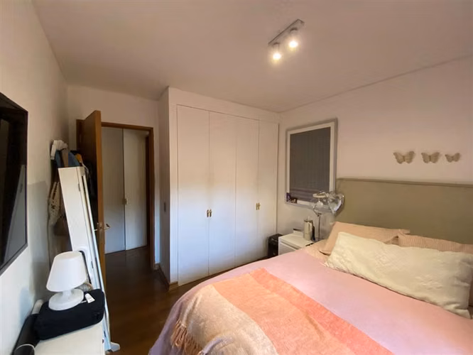 Departamento en venta de 3 dorm. en Lo Barnechea Primer Piso
