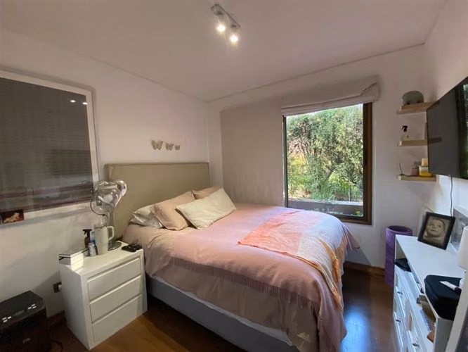 Departamento en venta de 3 dorm. en Lo Barnechea Primer Piso