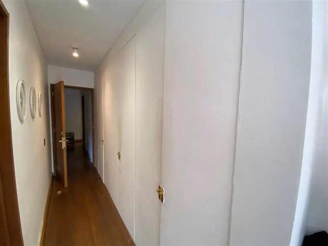 Departamento en venta de 3 dorm. en Lo Barnechea Primer Piso