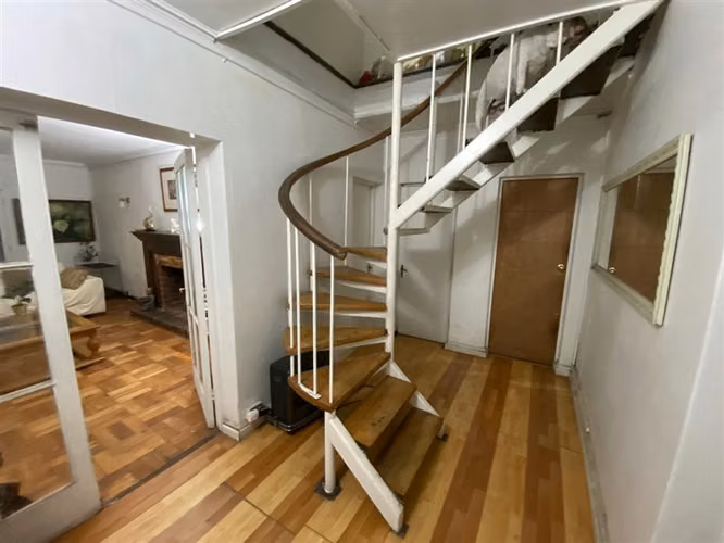 Venta Casa para Remodelar, Sector Apumanque, Las Condes