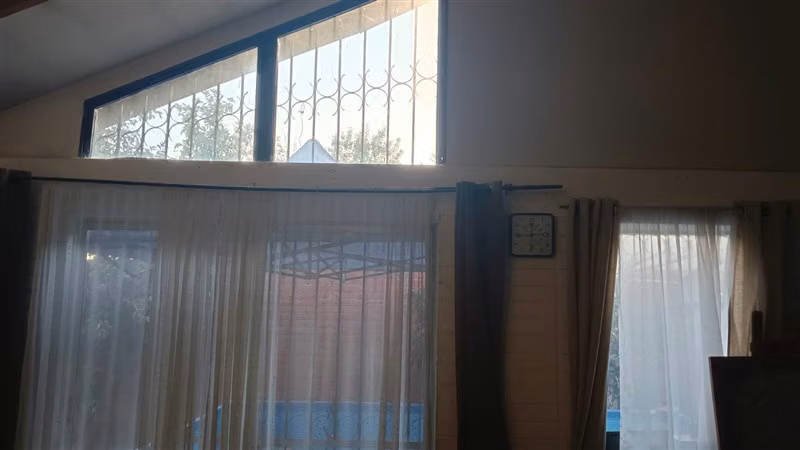 CASA ESQUINA EN VENTA 3 DORMITORIOS, 2 ESTAC. EN PUENTE ALTO